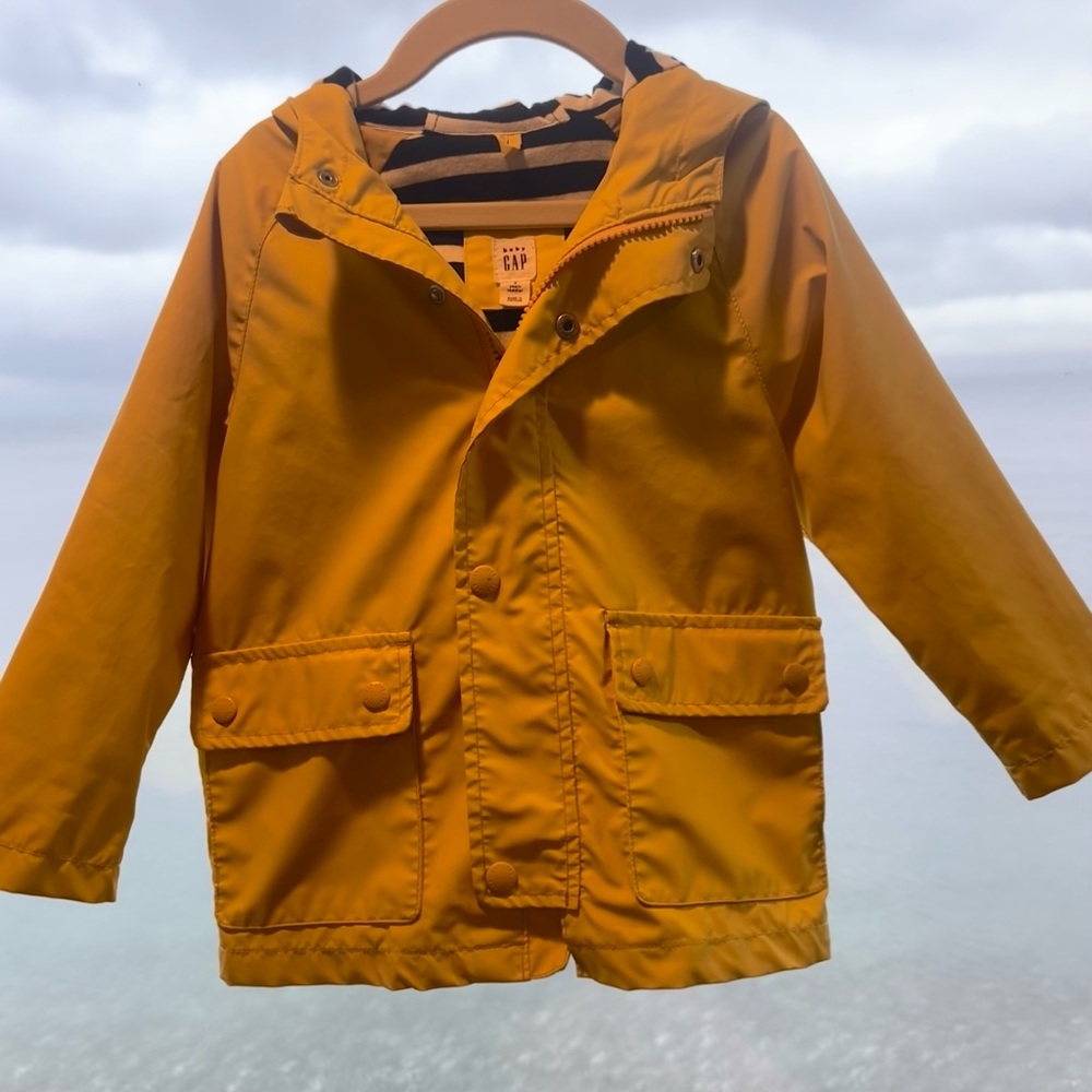 GAP Yellow Raincoat with Hood and Water-Resistant Material
